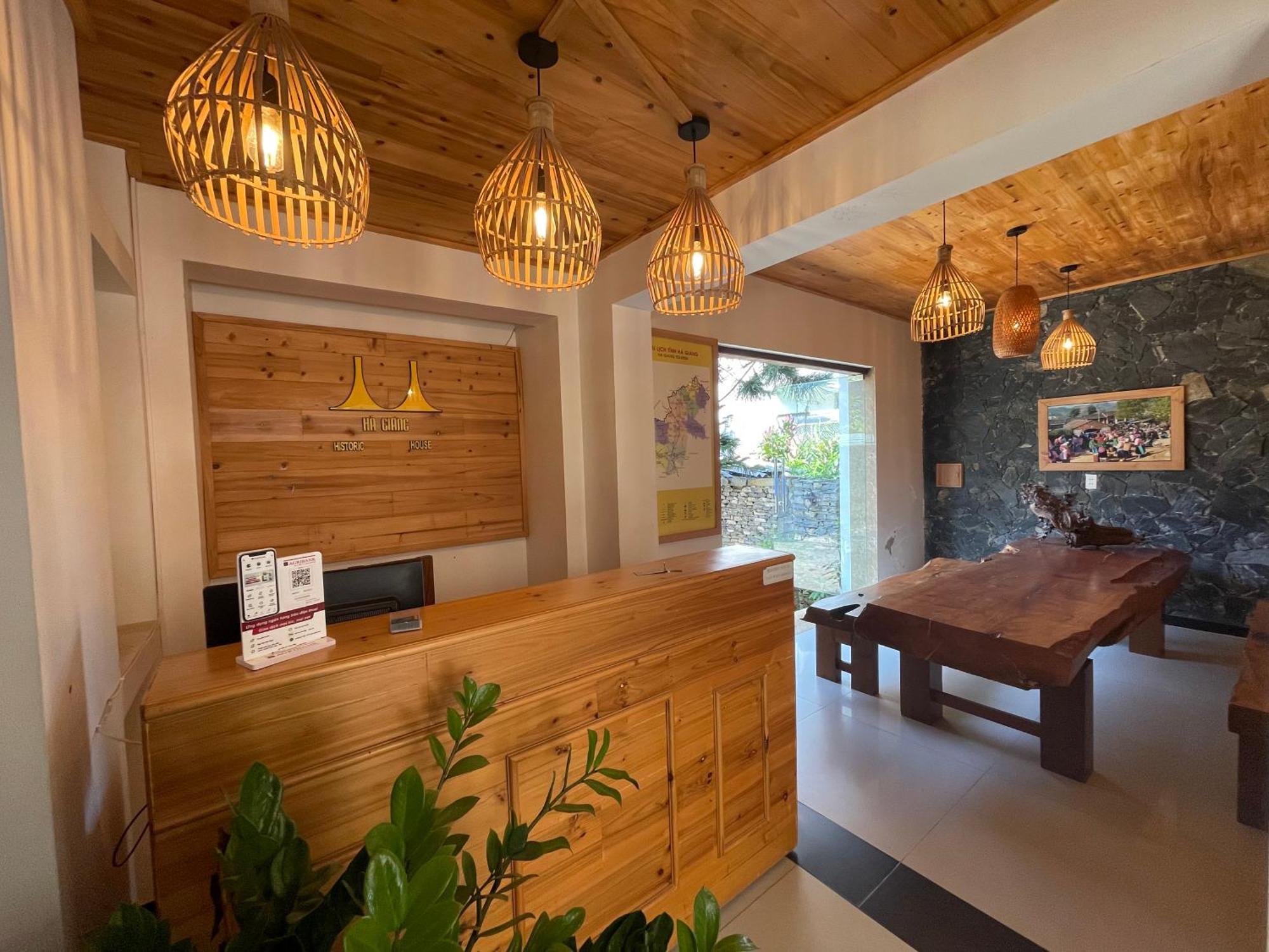 Ha Giang Historic Hotel & Tours Exterior photo