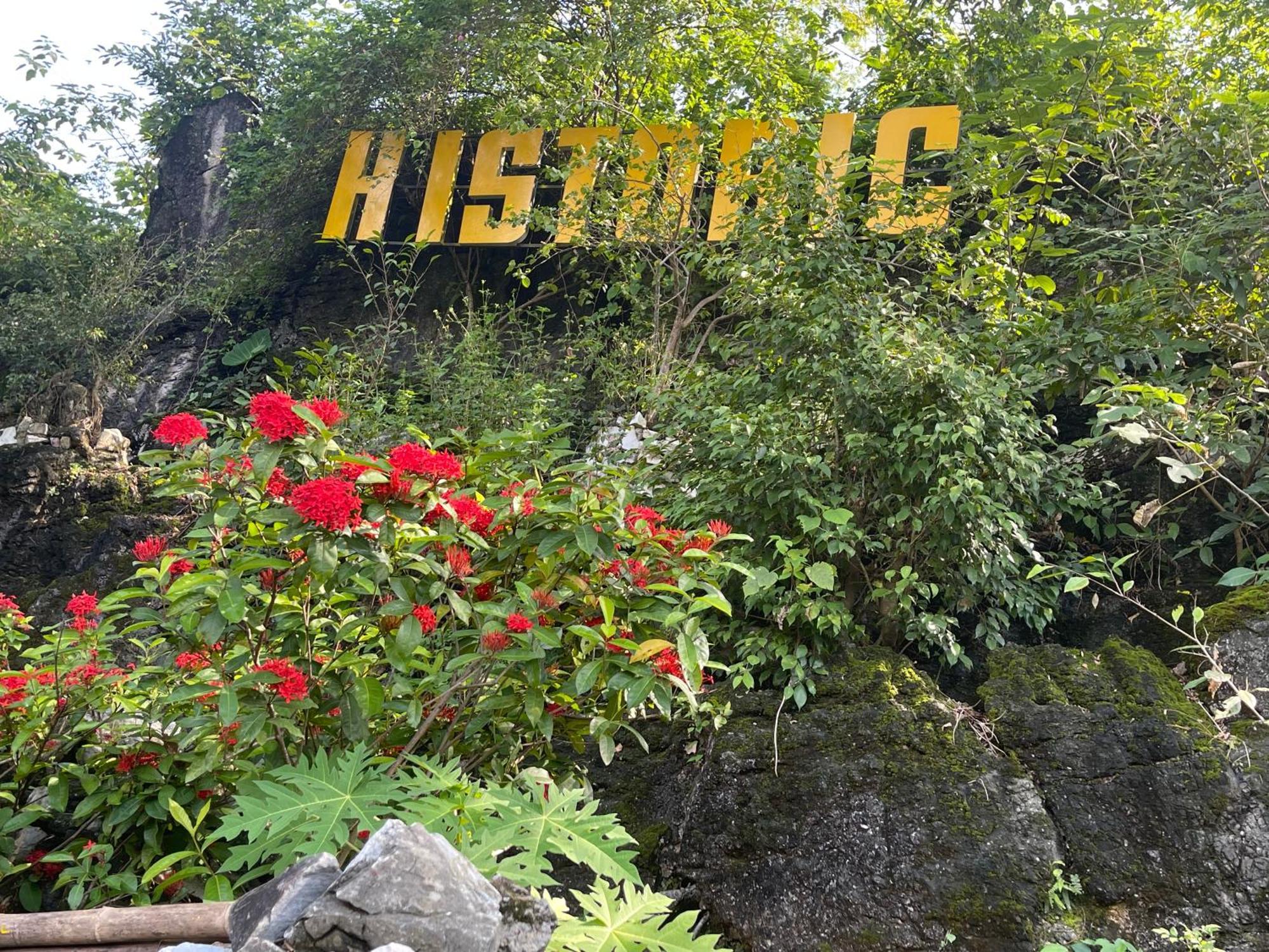 Ha Giang Historic Hotel & Tours Exterior photo